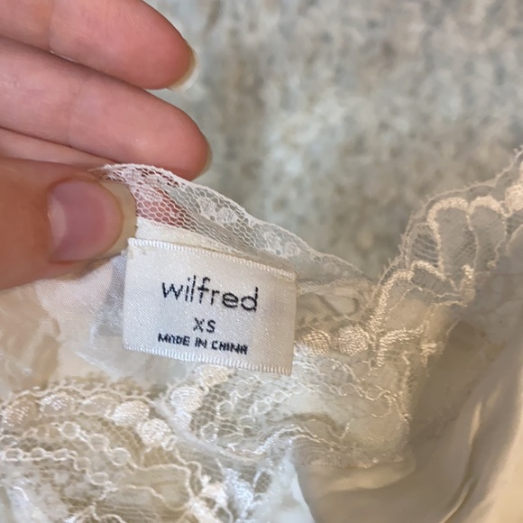 Stunning Aritzia Wilfred Tank - Picture 2 of 4